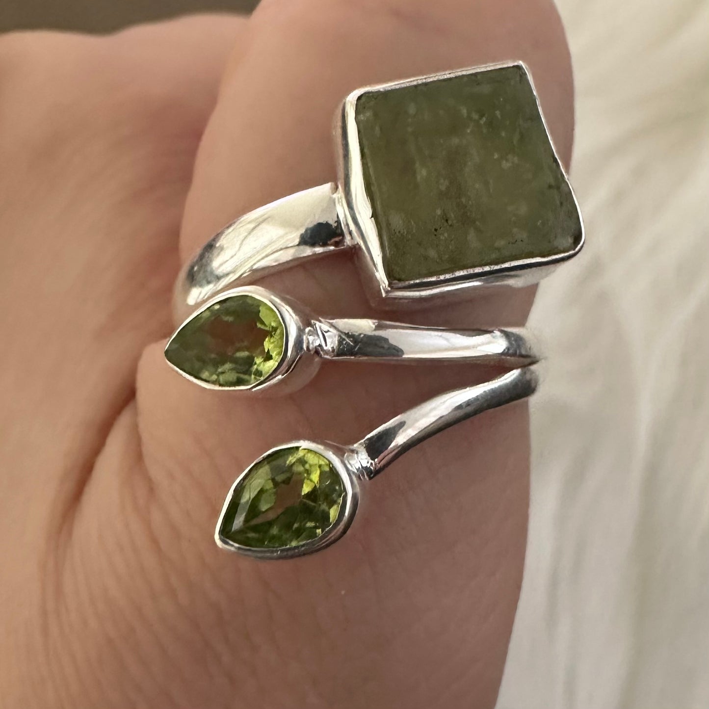 925 Solid Sterling Silver 3-gemstone rough/raw green MOLDAVITE QUARTZ and faceted/cut PERIDOT leaves semi-adjustable wrap around ring sizes 7 8 9 10