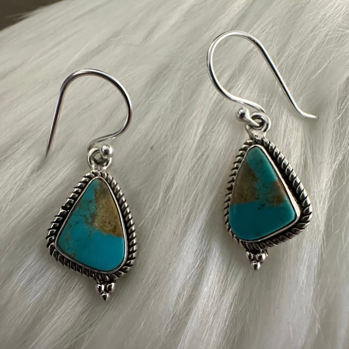925 Solid Sterling Silver natural genuine American FOX MINES TURQUOISE lightweight filigree earrings