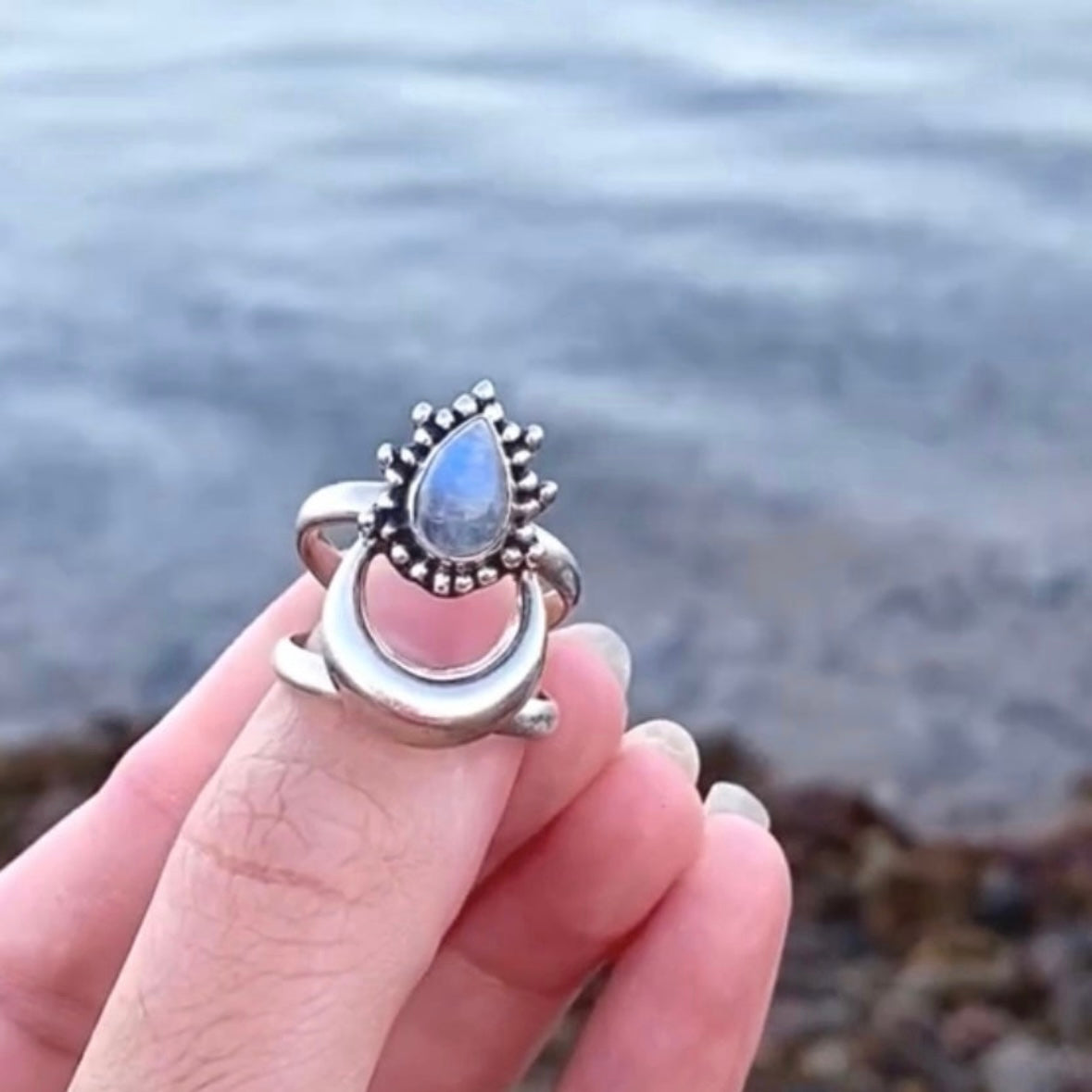 925 solid sterling silver Crescent half-Moon boho-style RAINBOW MOONSTONE teardrop gemstone split shank ring sizes 6.5, 7, 7.5. RETAIL $65 (See photos)