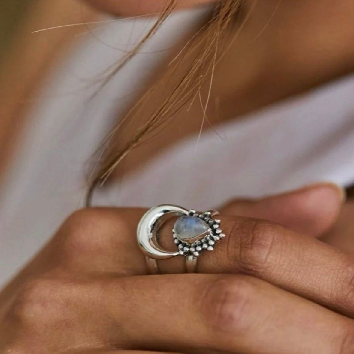 925 solid sterling silver Crescent half-Moon boho-style RAINBOW MOONSTONE teardrop gemstone split shank ring sizes 6.5, 7, 7.5. RETAIL $65 (See photos)