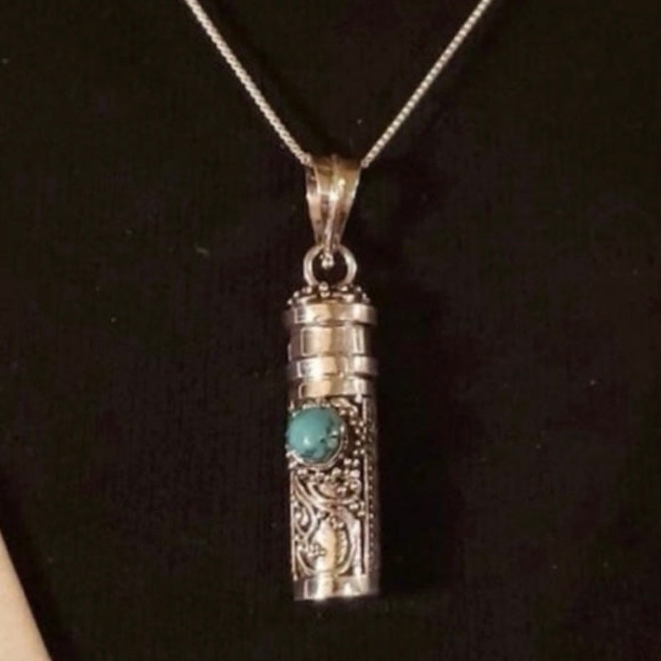 925 Sterling Silver TURQUOISE pills/ locket/ poison/ compartment