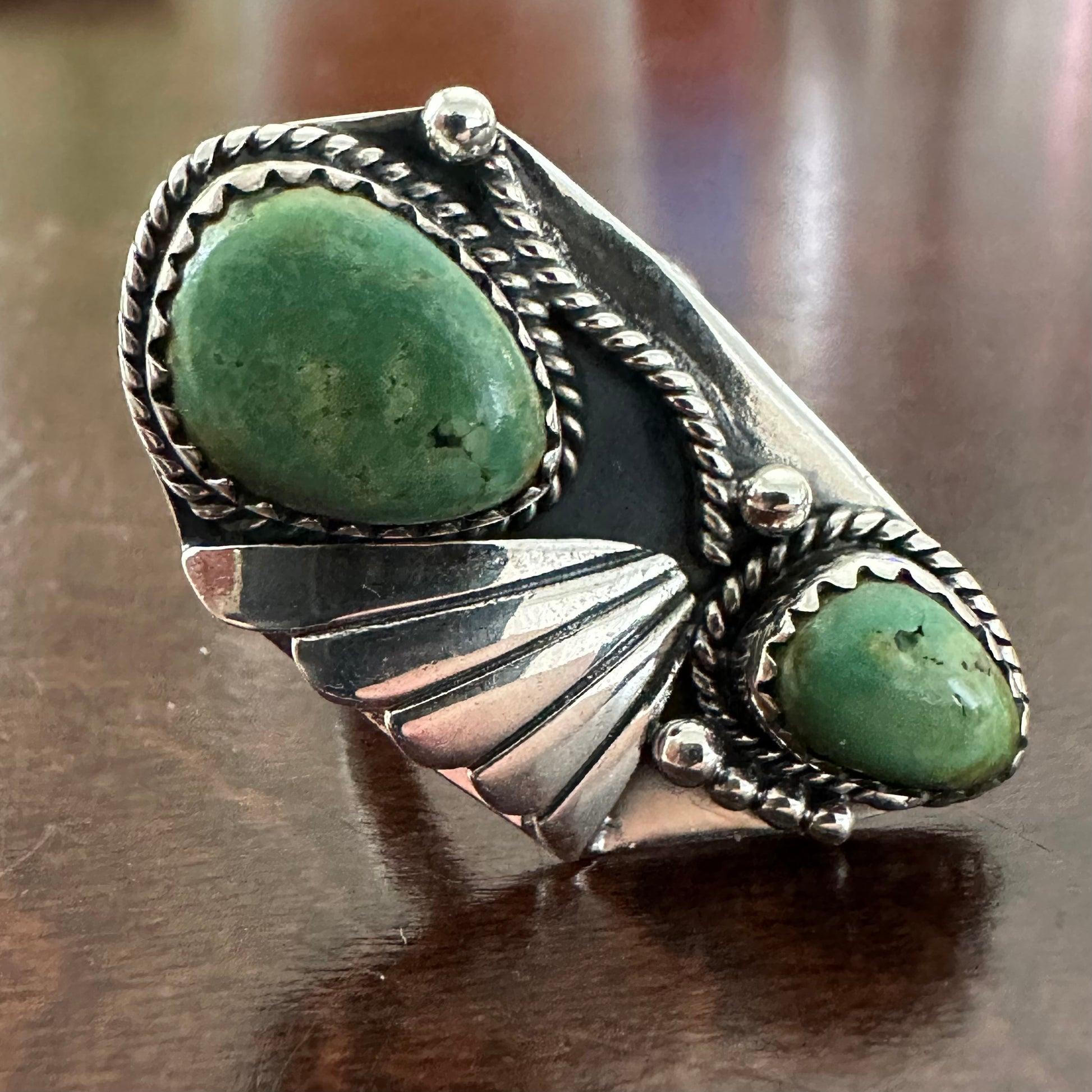 Tallest Vintage Native American Navajo Mother Of Pearl Sterling Silver Ring Old Tallest Vintage Native American Navajo Mother Of Pearl Sterling Silver Ring Old